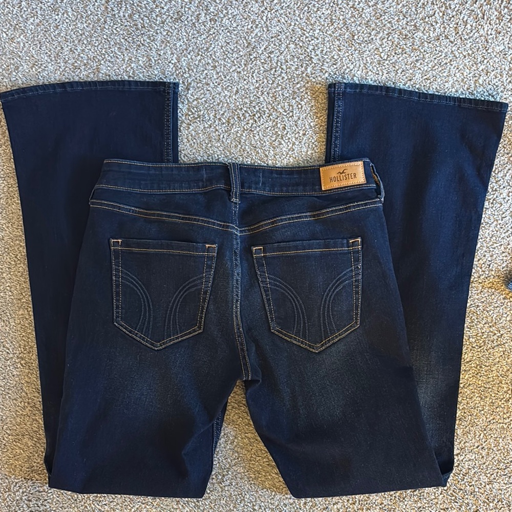 Hollister Low Rise Boot Jeans